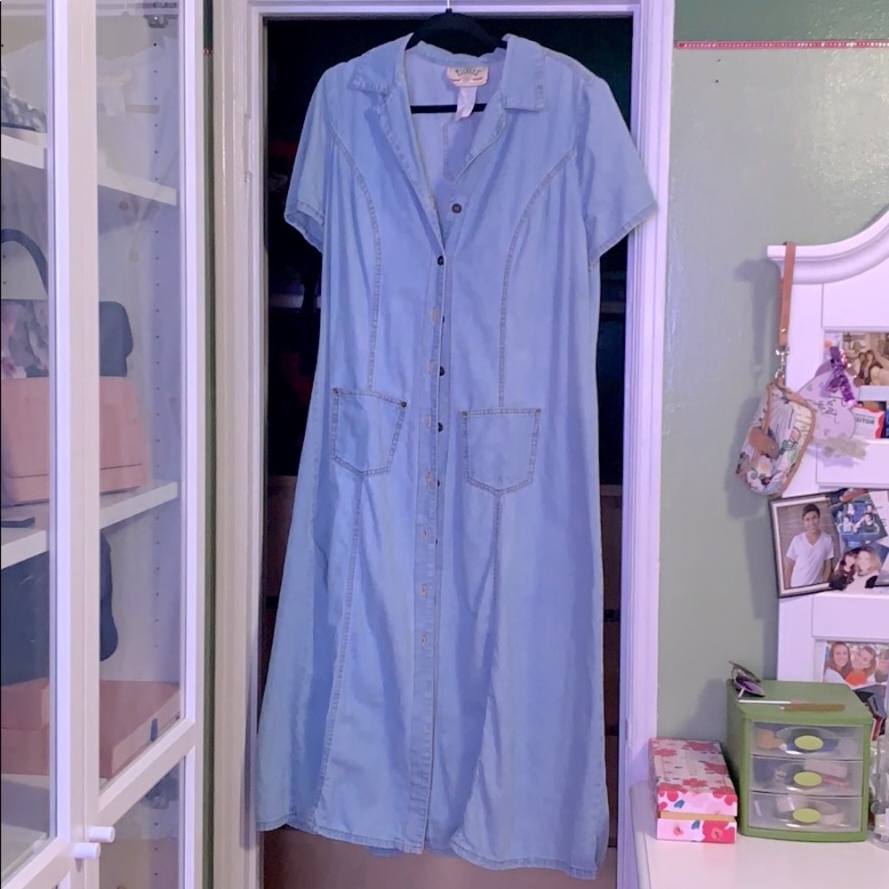 Vintage denim button up dress with tie in back